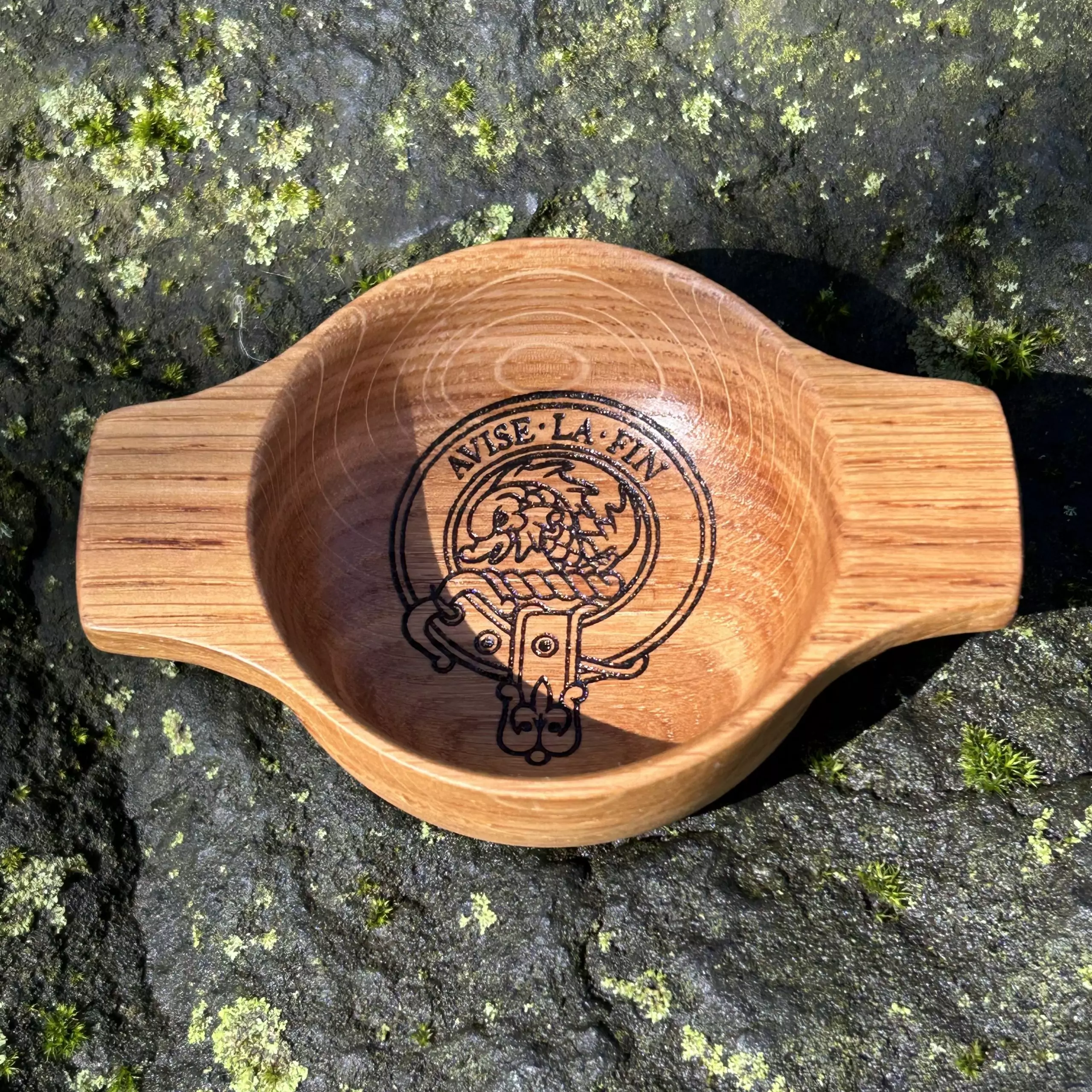 Scottish Oak Whisky Quaich engraved with Clan Crest (Medium) - Image 9